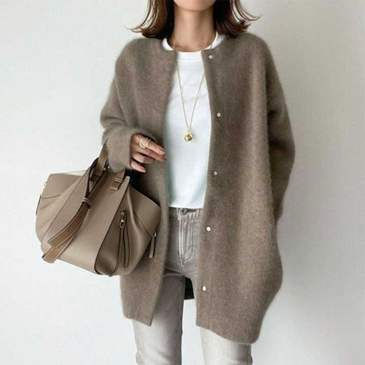 Raveena - Comfortable Cardigan