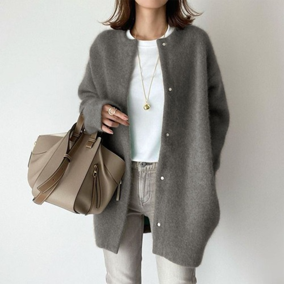 Raveena - Comfortable Cardigan