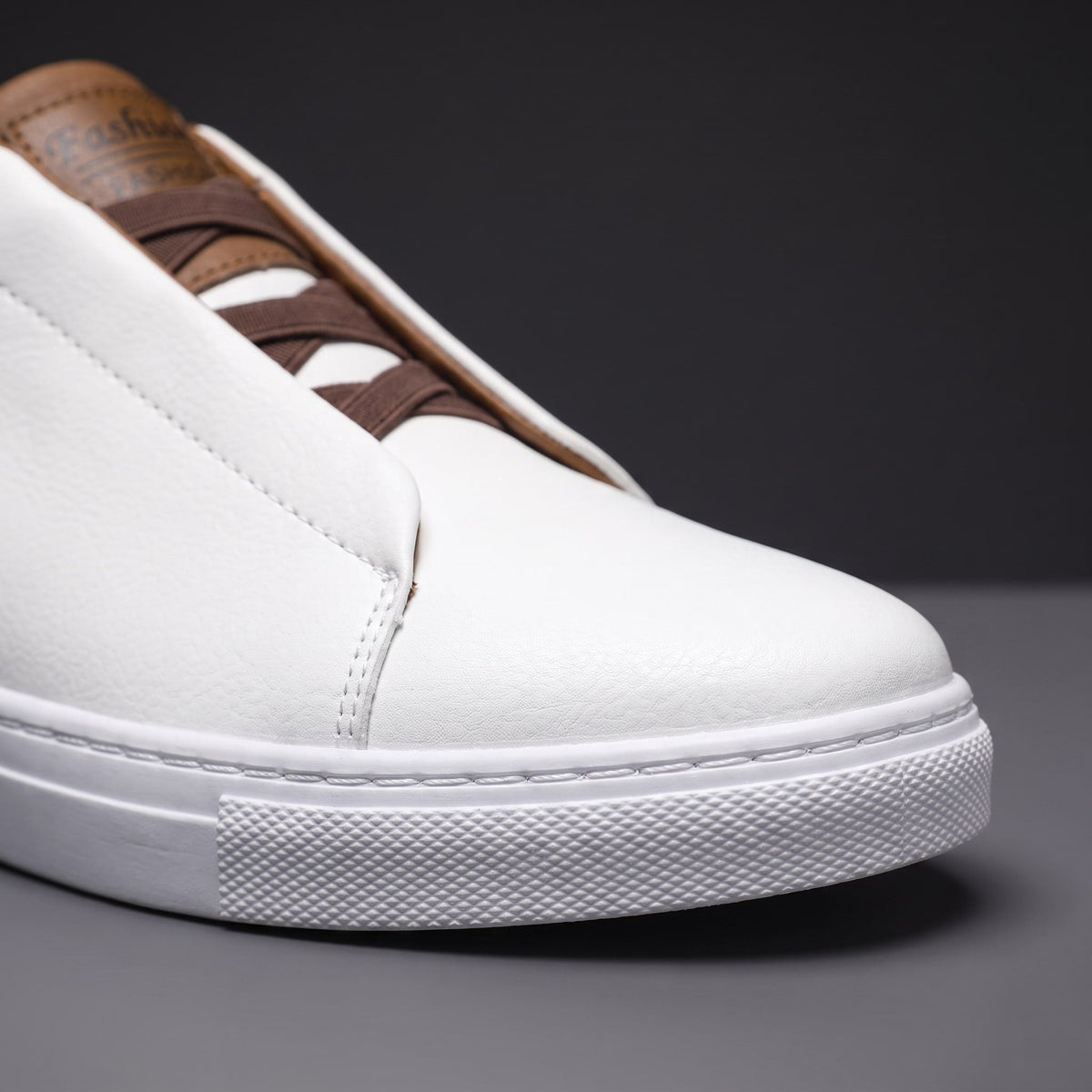 Byron Leather Sneakers