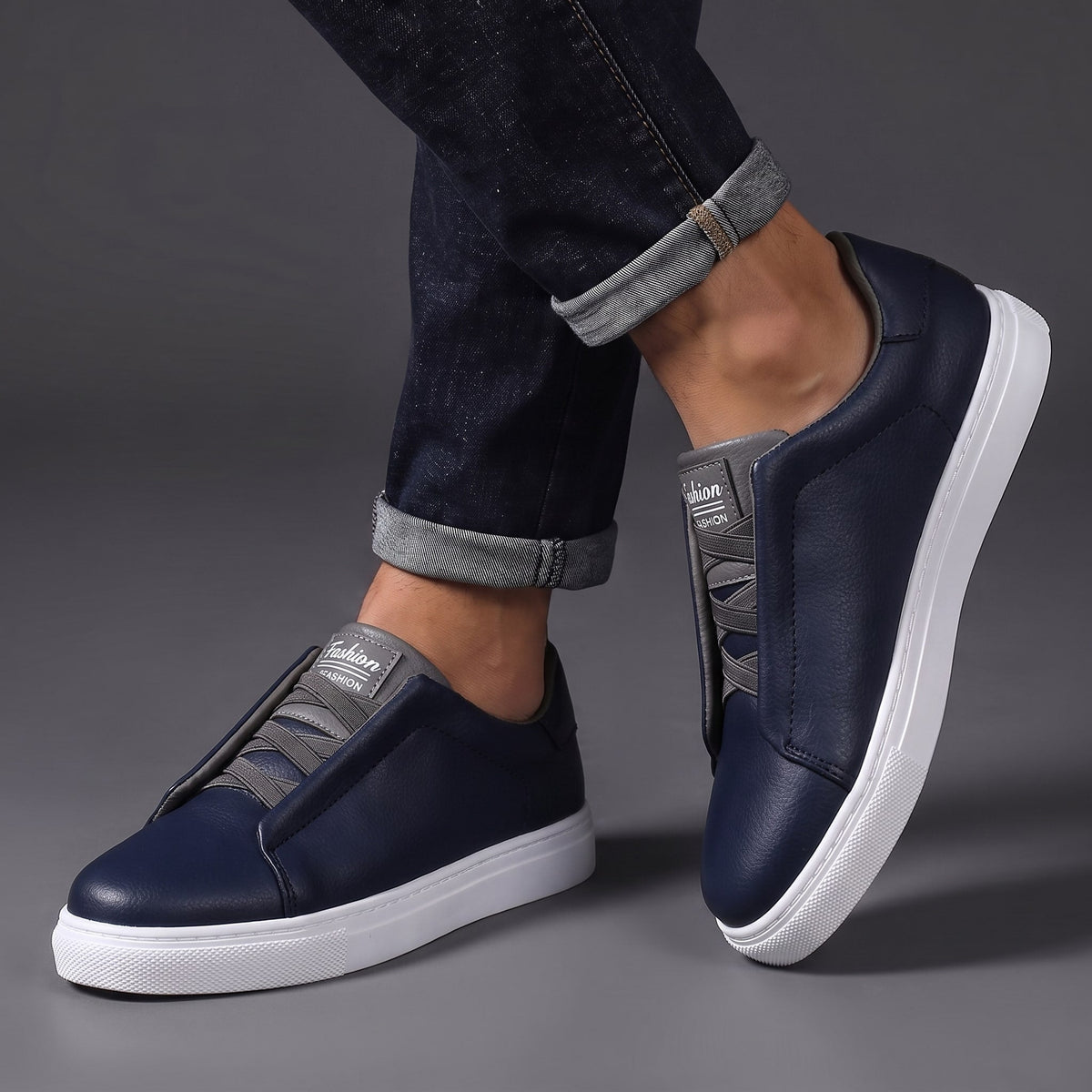 Byron Leather Sneakers